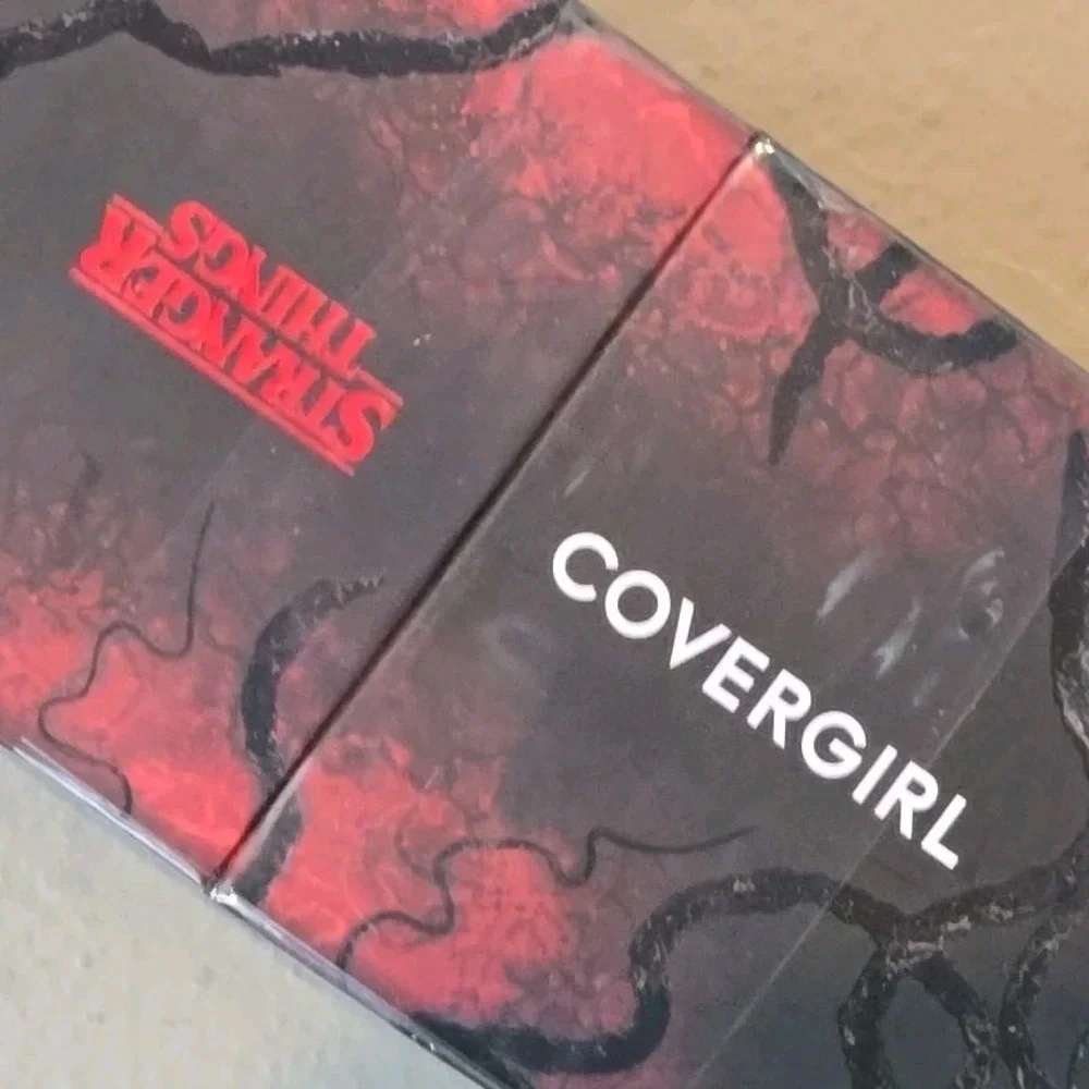New Sealed Covergirl Stranger Things The Crawl Face & Eye Multi Palette